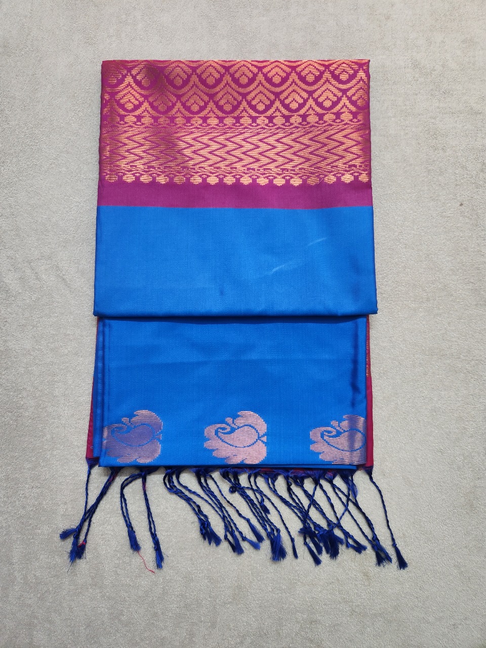 Handloom Kanchipuram Pure Borderless Soft Silk Saree – www.vannamayil.com