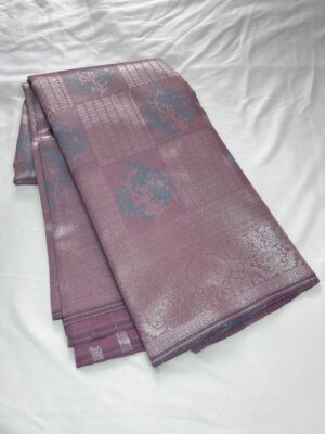 Silver Silk saree - Pastel Purple Color - Image 3